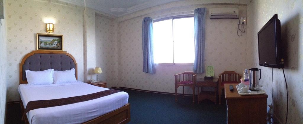 Hotel Glory Yangon Dış mekan fotoğraf