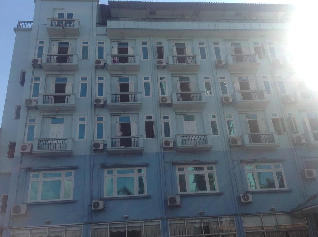 Hotel Glory Yangon Dış mekan fotoğraf