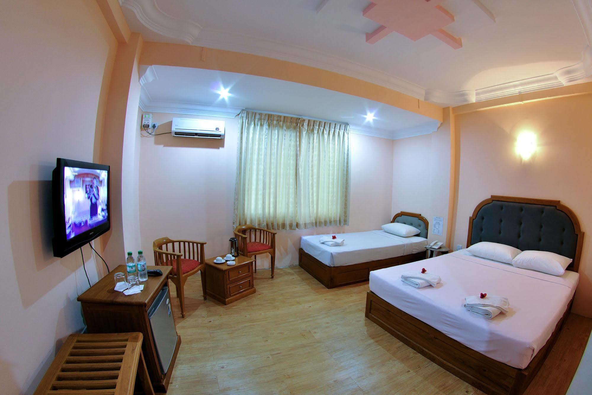 Hotel Glory Yangon Dış mekan fotoğraf